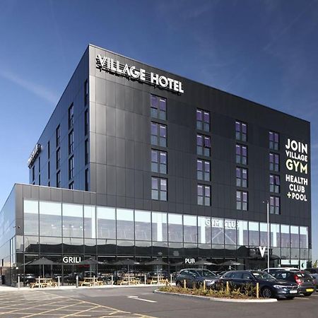 Village Hotel Southampton Істлі Екстер'єр фото