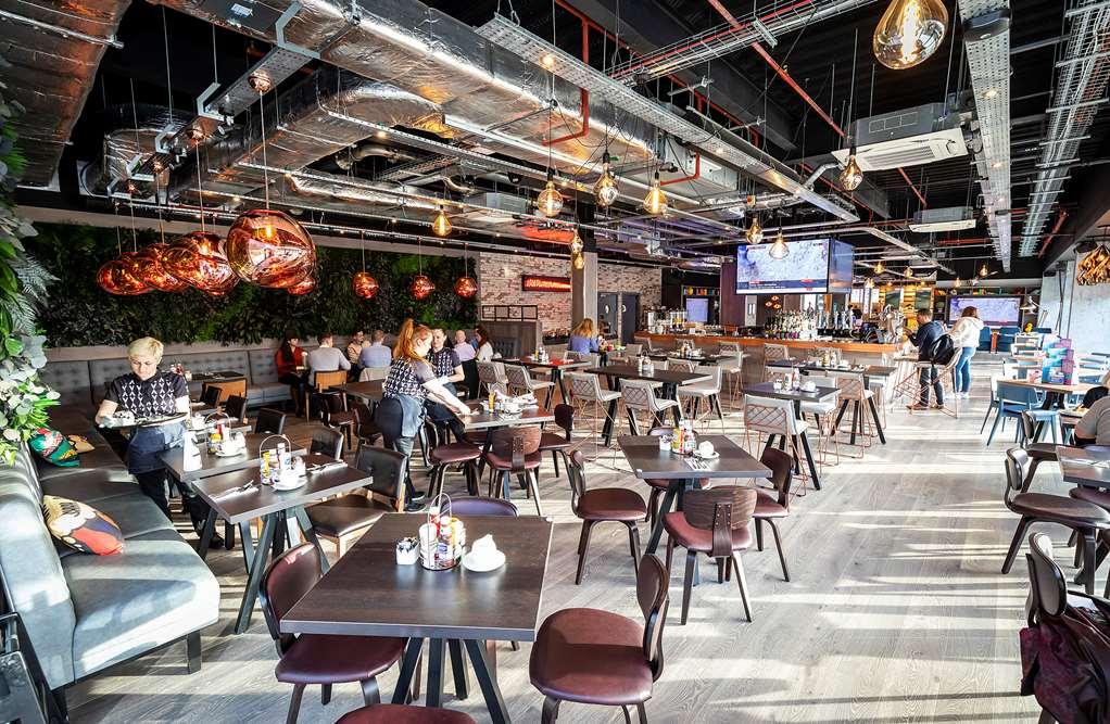 Village Hotel Southampton Істлі Ресторан фото
