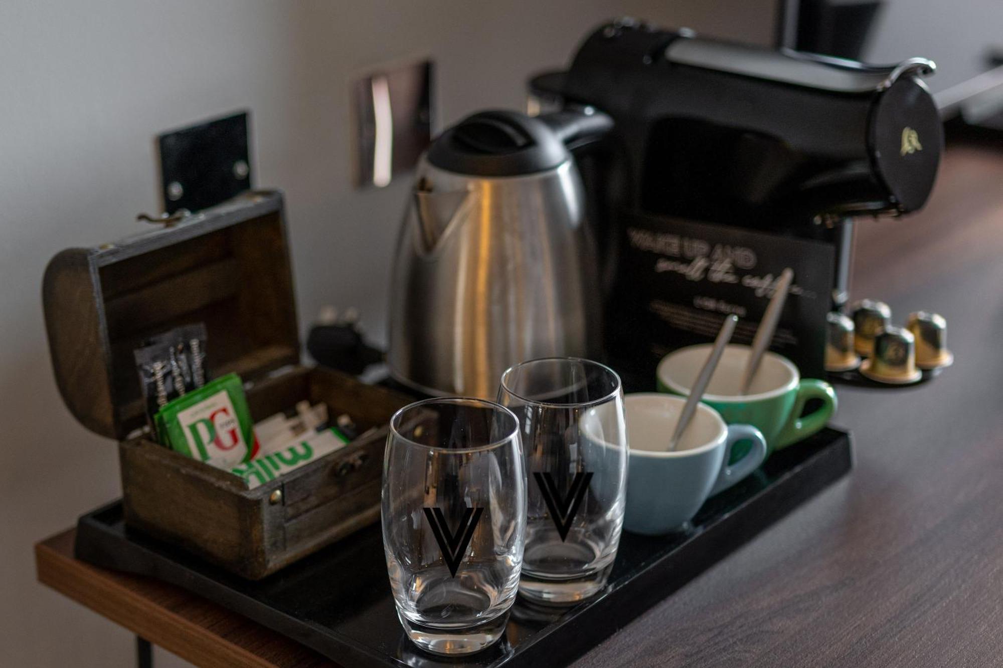 Village Hotel Southampton Істлі Екстер'єр фото